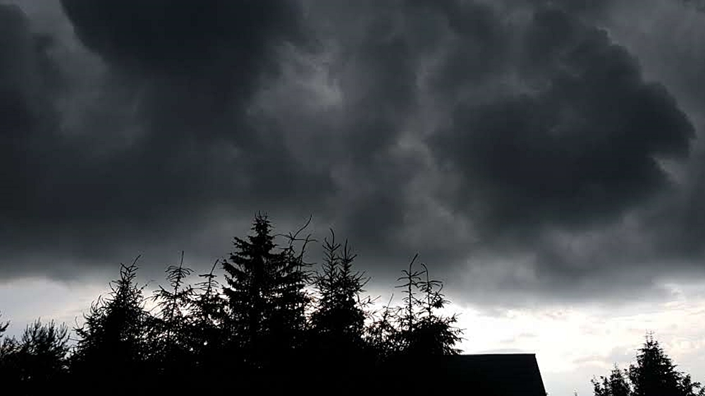 burza ciemne chmury