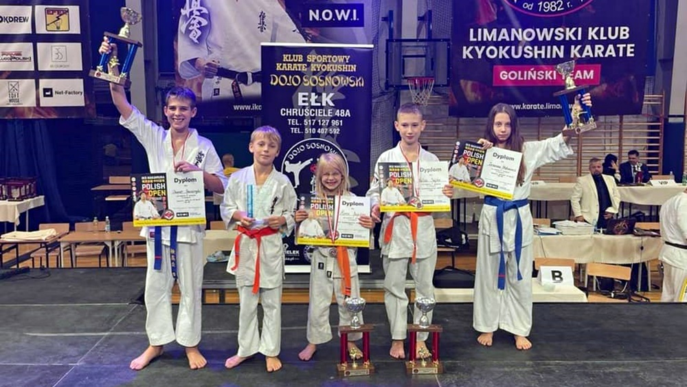 sukces karatekow Klub Karate Sosnowski