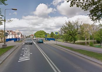 przejście dla pieszych na ul. Wojska Polskiego w Piszu, zdj. google maps