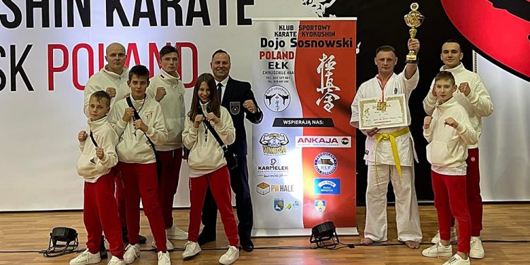zdj. Klub Sportowy Karate Kyokushin Dojo Sosnowski