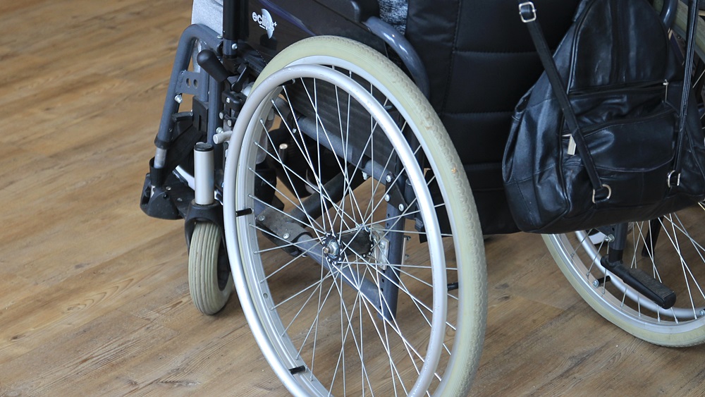 wozek inwalidzki inwalida inwalidzi niepelnosprawny