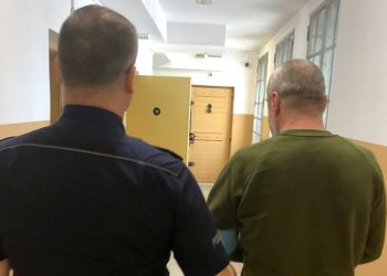 KPP Pisz zatrzymany 58 letni mieszkaniec Pisza na str