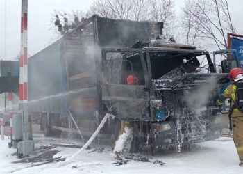 pożar ciężarówki zdj. KP PSP w Giżycku