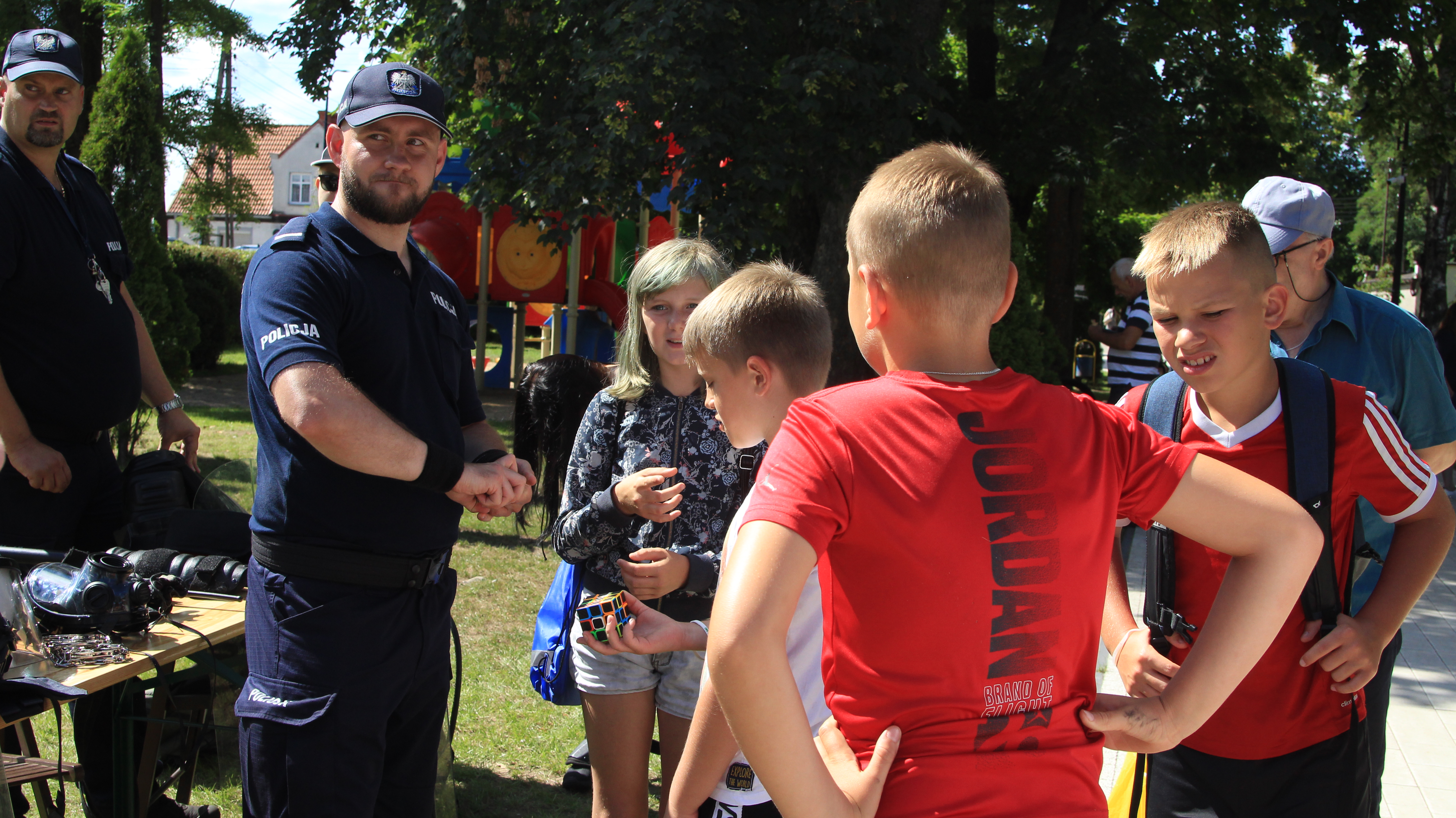 Medale, awanse i wyróżnienia. Święto Policji w Orzyszu