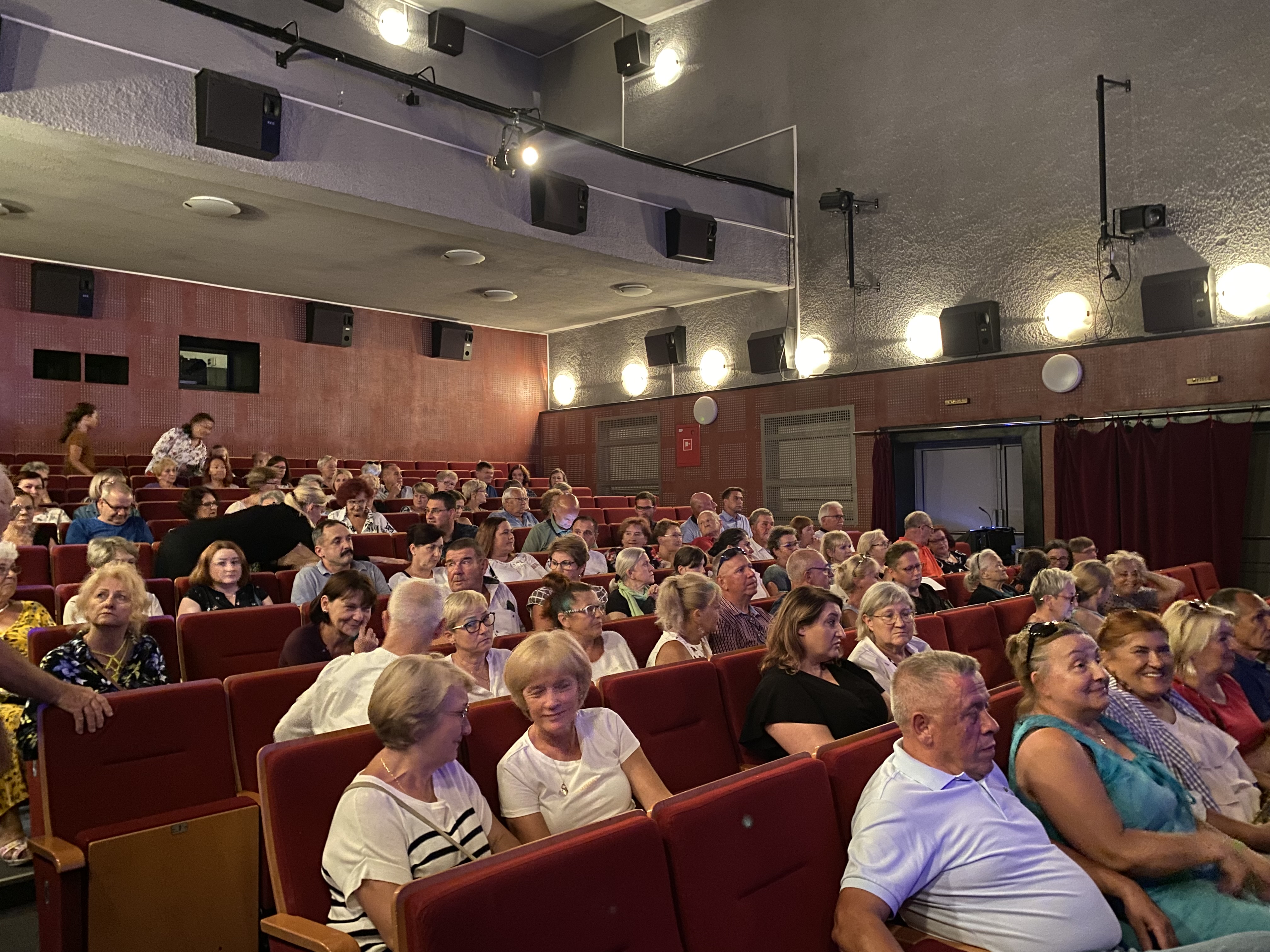 Koncert piosenki francuskiej w Olecku