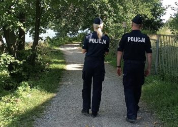 policyjny patrol, zdj. KPP w Olecku