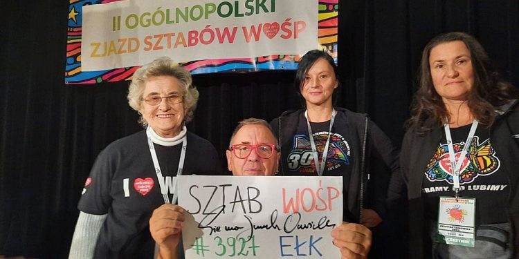 II Zlot Sztabów Wielkiej Orkiestry Świątecznej Pomocy Jurek Owsiak i wolontariuszki z Ełku
