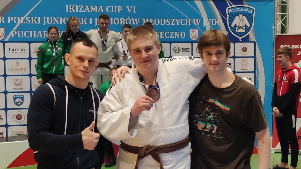 od lewej Krzysztof Sosnowski trener Olaf Platek