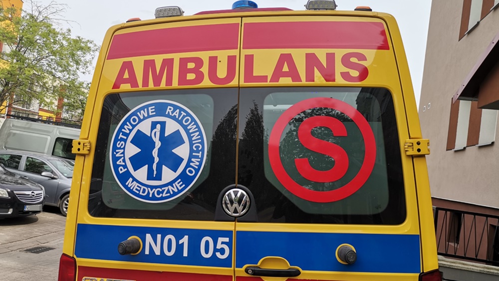 ambulans karetka zdj. ilustracyjne