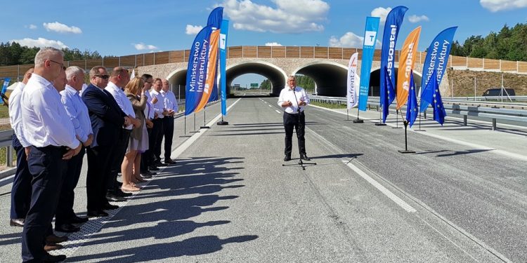 Oficjalne otwarcie drogi ekspresowej S61, minister infrastruktury Andrzej Adamczyk