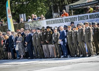 Wojewódzkie obchody święta Wojska Polskiego w Giżycku zdj. 16 Dywizja Zmechanizowana
