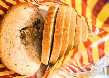 Klucze ukryte w chlebie, zdj. W-MOSG