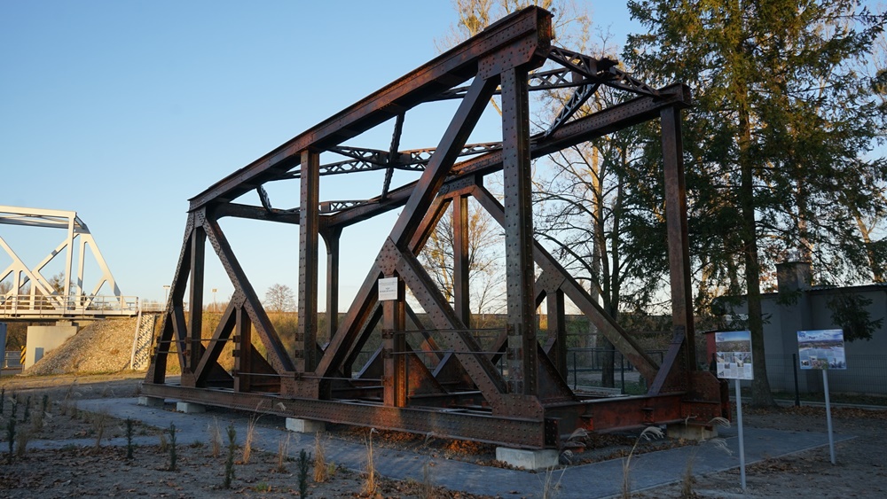 most kolejowy zdj. UM w Piszu