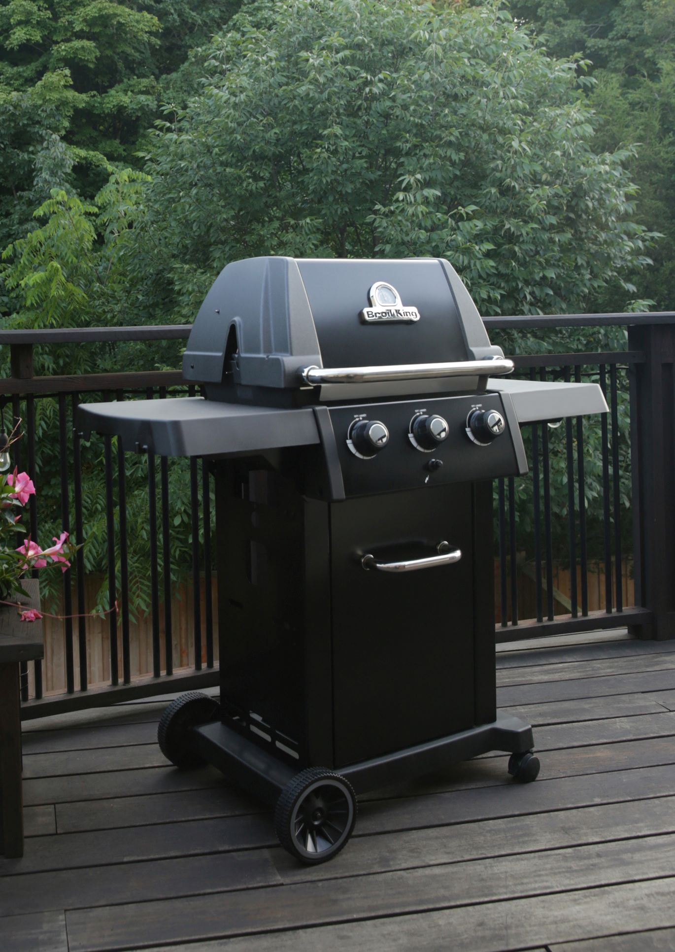 grill gazowy royal 320 shadow Broil King front