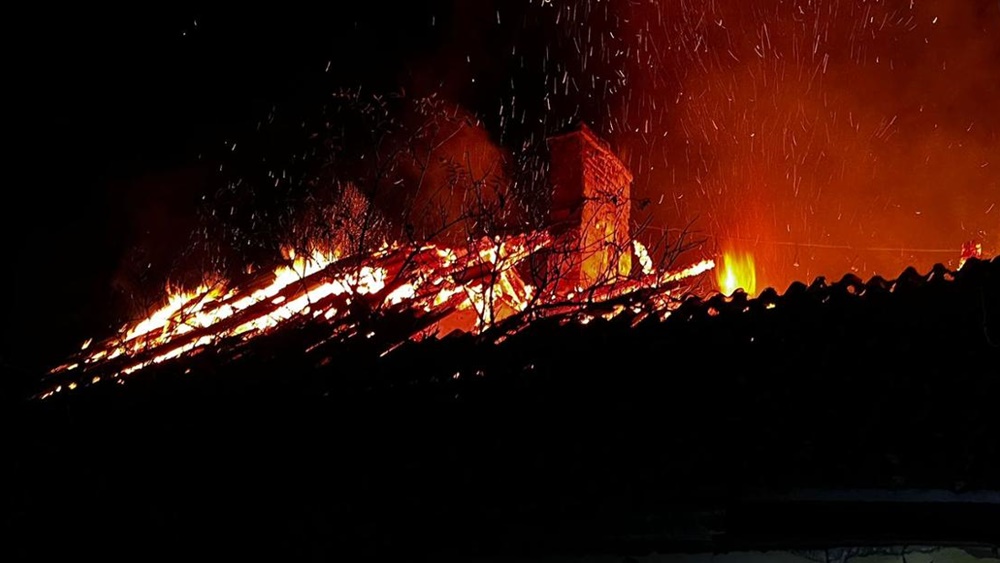 Pożar domu w Sterławkach Średnich, zdj. asp.sztab. K. Wiszniewski KP PSP w Giżycku