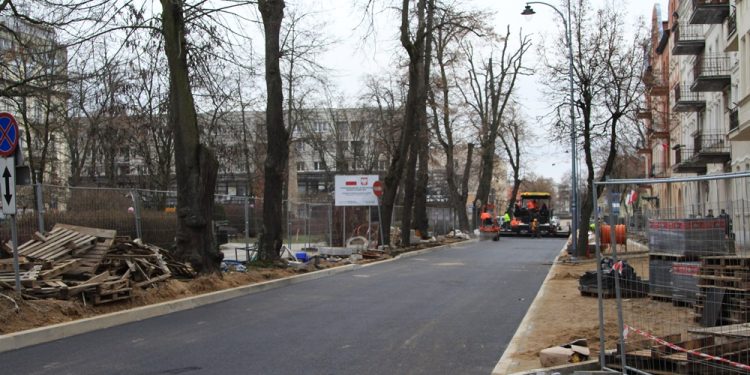 Sikorskiego i Maleckich na str