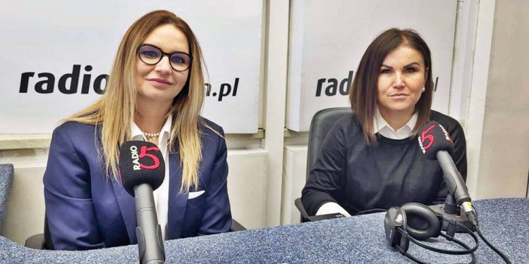 Urszula Duda i Marzena Mackiewicz z Terapeutycznej Niepublicznej Szkoly Podstawowej Bajka w Suwalkach