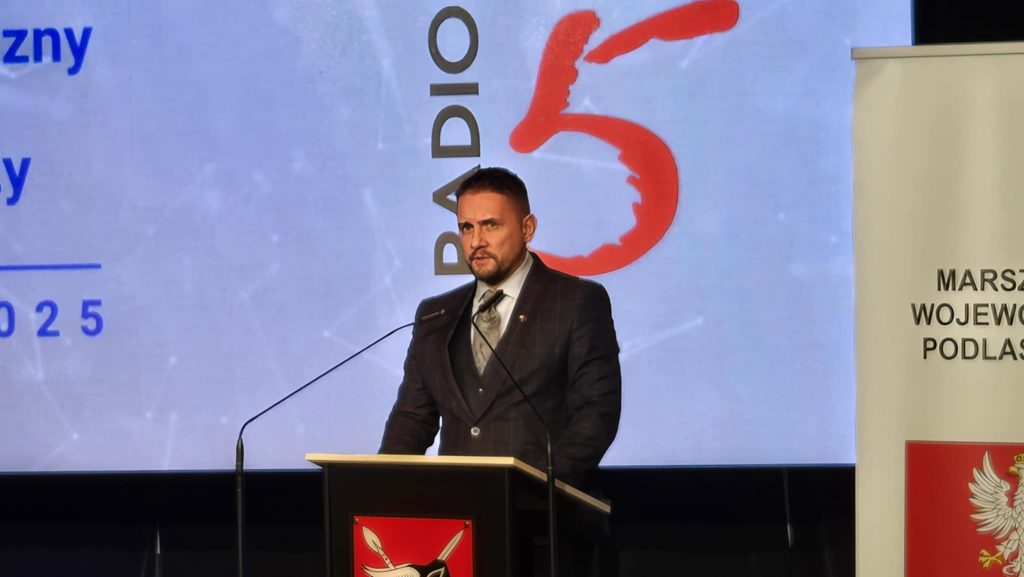 517c3d9f db17 422e 965a c6eac4e4ee49