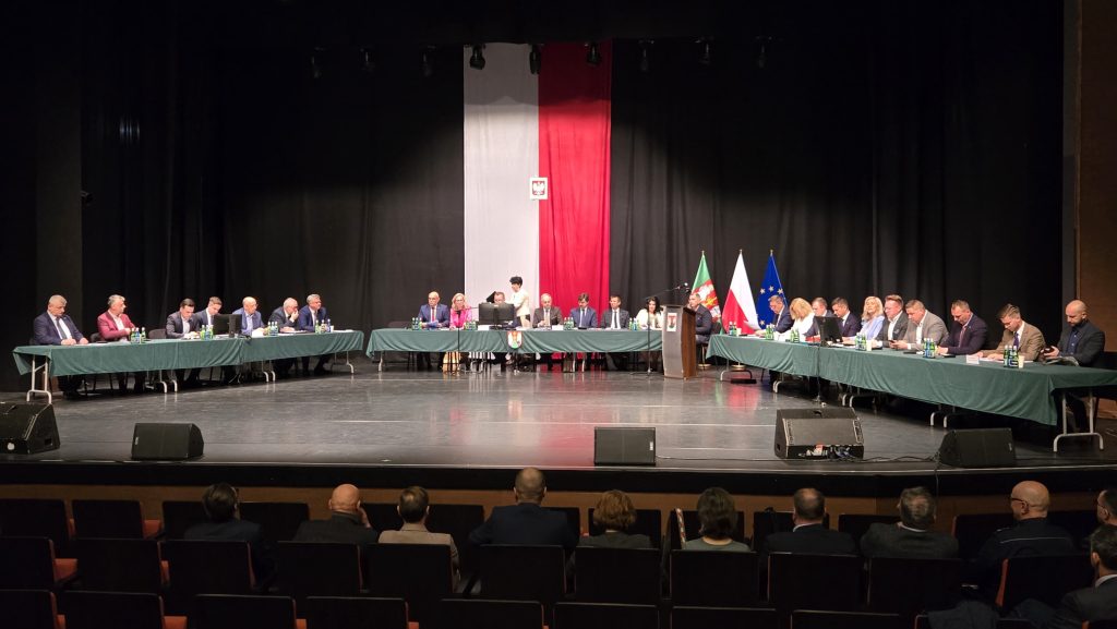 ca5947fb 48c8 482e 9a45 b606cf3c43ed