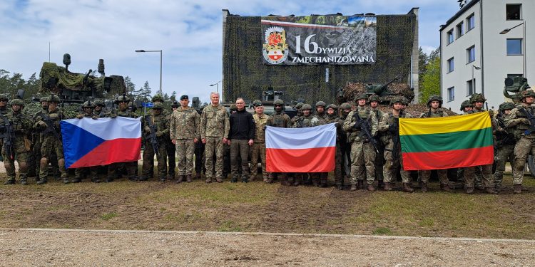 Wizyta prezydentów Polski i Litwy na orzyskim poligonie 1 Radio 5