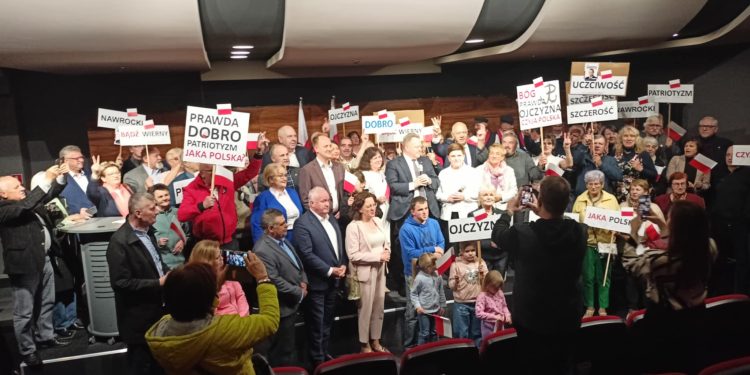 Messenger creation 0F80F2EA 3EE1 4728 B6E7 31543B635968