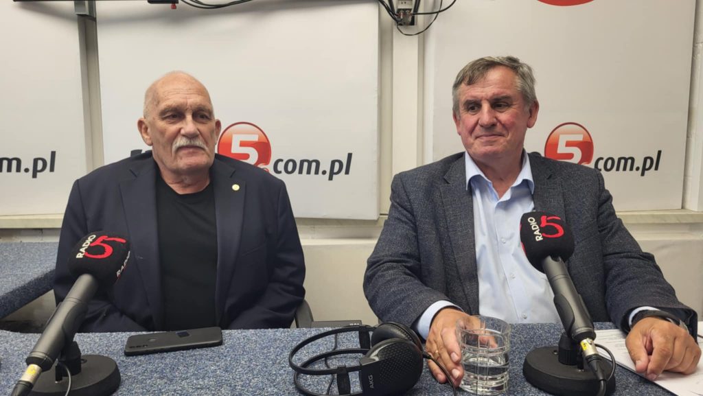 2a235629 b3bd 421a b5a1 4b35a68c953f