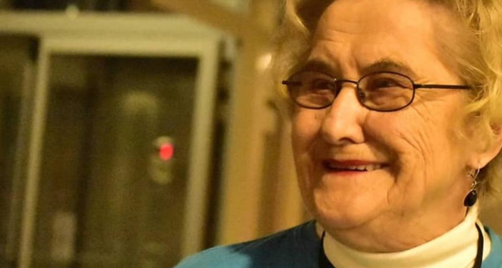 a6d338396606227157032f5cec75ac70 crop