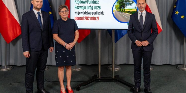 Ponad 202 miliony na drogi 1 PUW