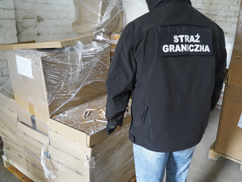 fabryka papierosow 12