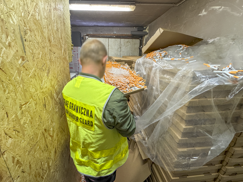 fabryka papierosow 5