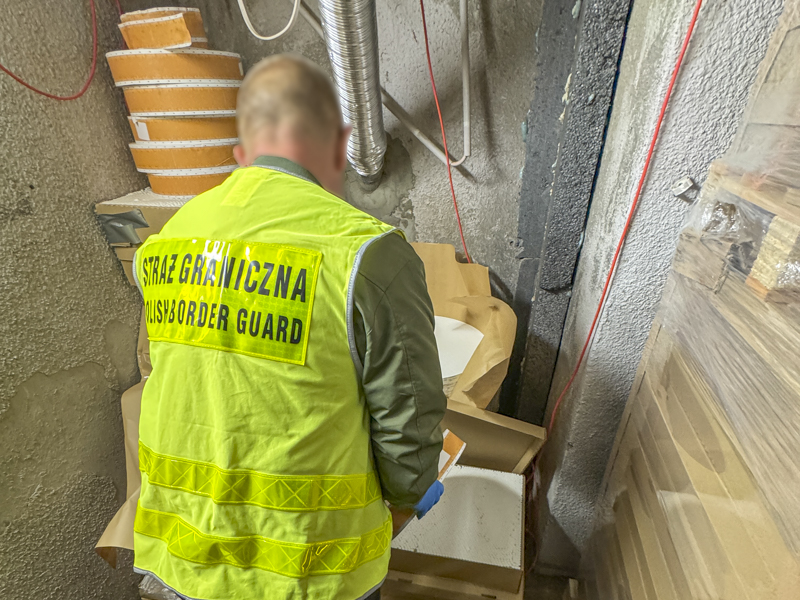 fabryka papierosow 7