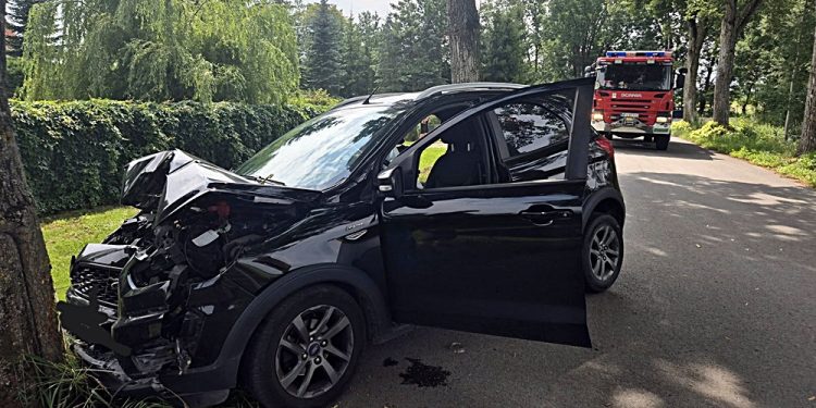 Kolizja w Tuchlinie - zdj. OSP Orzysz