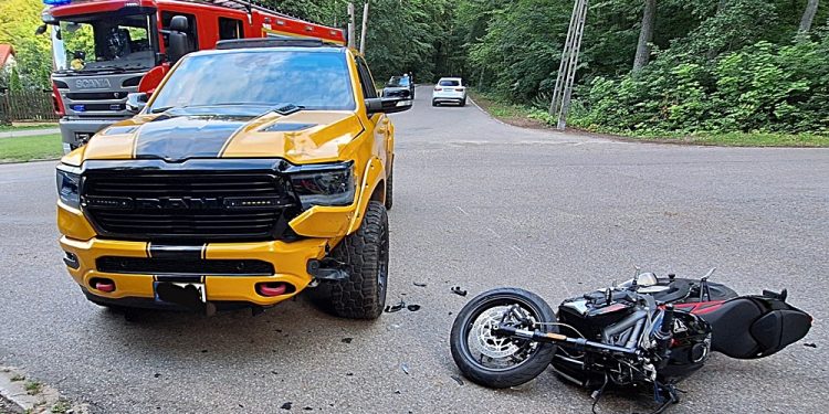Wypadek w miejscowości Guzianka - zdj. OSP Ruciane-Nida