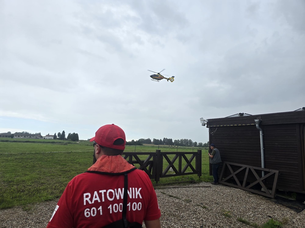 Nie żyje 45-latek, który spadł ze skutera na jeziorze Mamry 2 1000010843