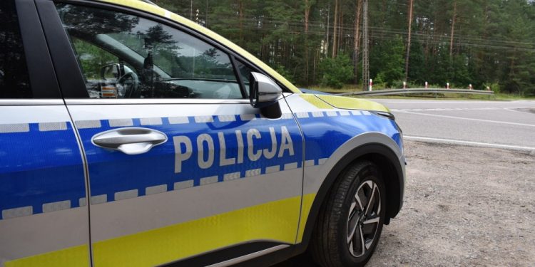 Wpadł podczas spaceru do kolegi 1 KPP Augustów