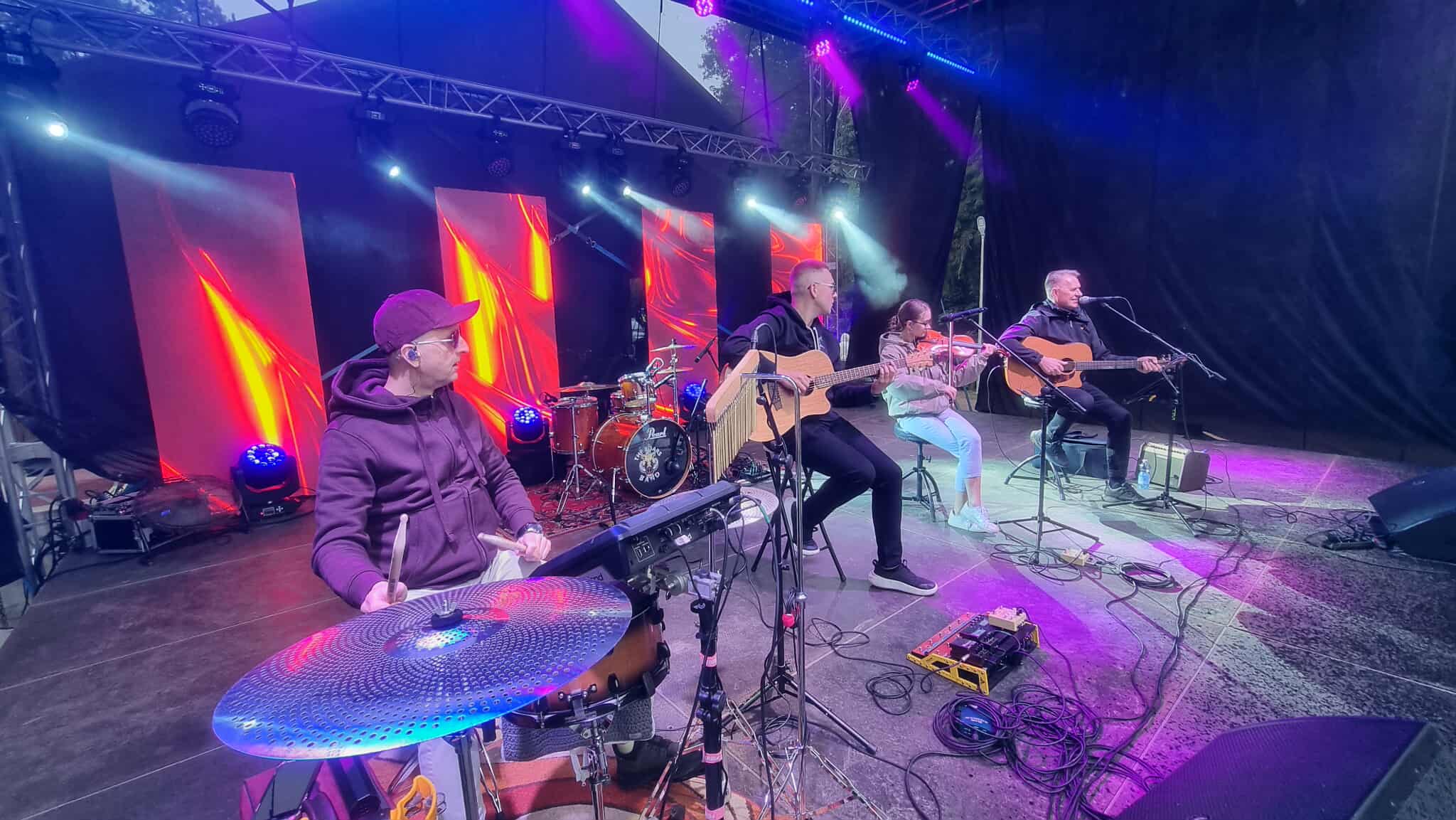 Pożegnanie lata w Becejłach 31 532593199 2178536502623542 6507835476024567348 n