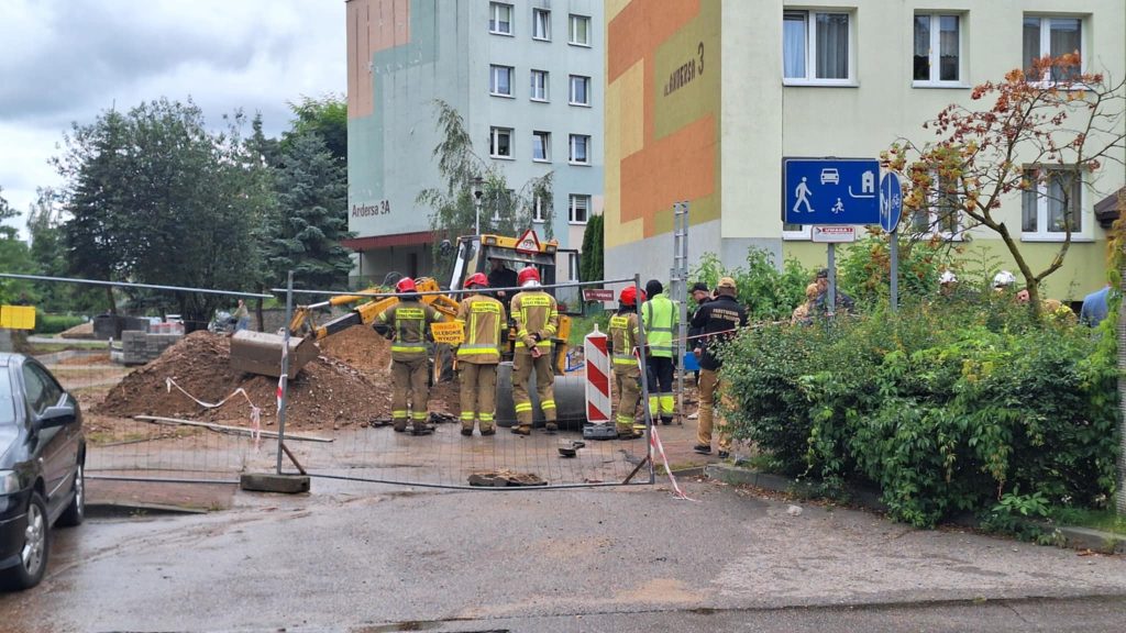 56e800ef ea4a 4fcd 9d7e 3a7285af4393