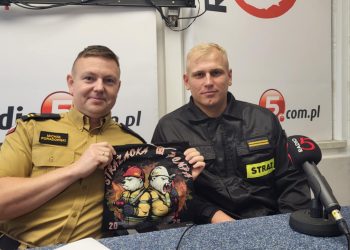 6cd3d585 4a2b 4b44 8b72 e83b93e37fc6