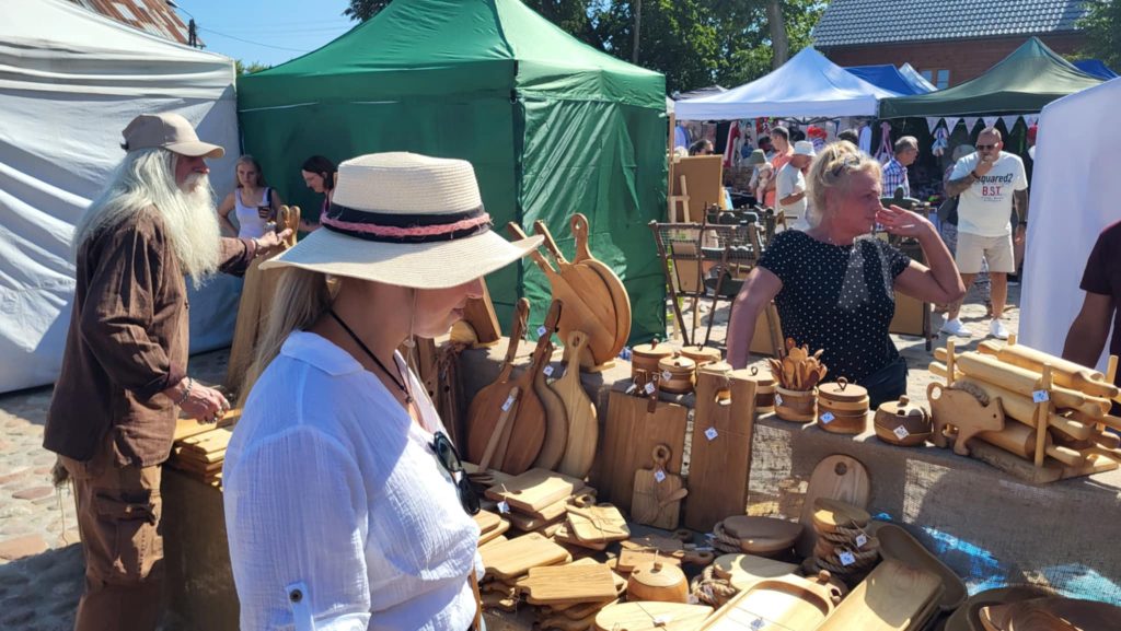 Messenger creation 03F1F624 0B09 4195 ABEC BB83073FDEC9