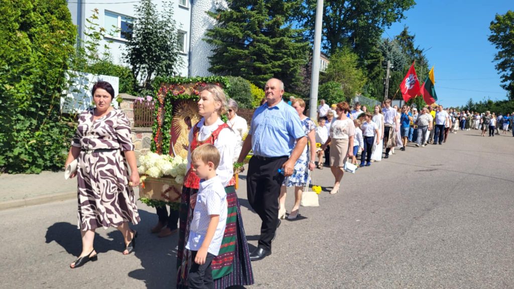 Messenger creation 04380A1B C337 4B76 BE73 F3FAF5EAC4E0