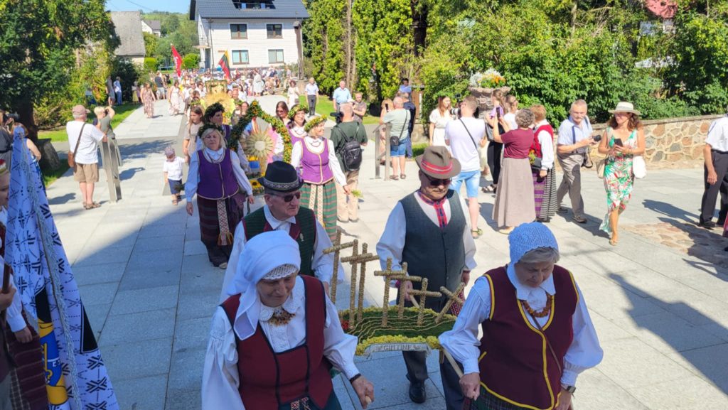 Messenger creation 055C3A37 3F47 4428 BF88 8A0346DF083B