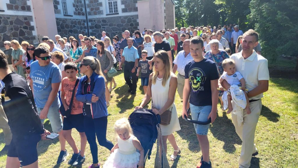 Messenger creation 13ABA5CF FBE5 418C 8168 6A322EAE6710