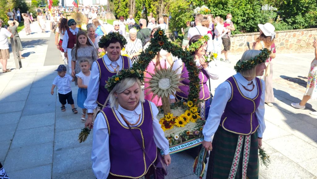 Messenger creation 22F228E6 69A4 45BF 8C1E 410B46C979ED