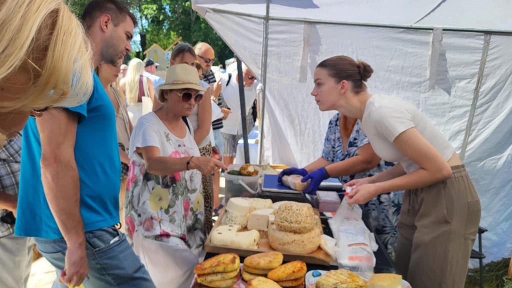 Messenger creation 51C2EC1D 3ED8 42DE B2FD 3AC8026F544E