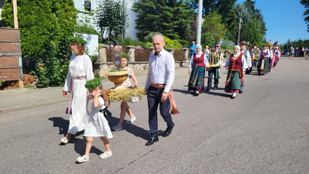 Messenger creation 54CA07D0 95B4 4416 8A10 2ABB75DAFF1B