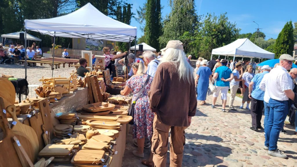 Messenger creation 9827C753 1EB7 4D6E BE5A 3D609C033722