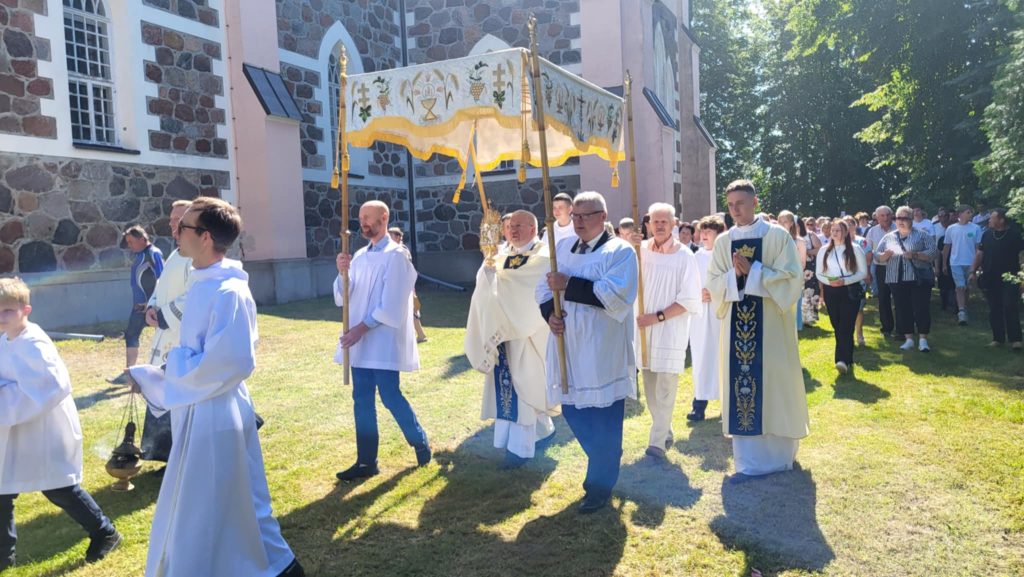 Messenger creation A8778303 119D 4799 91BD 317DCD7383DF