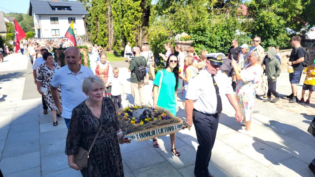 Messenger creation B3FD073B A4FB 48D8 8BD6 08C4A0F45A07