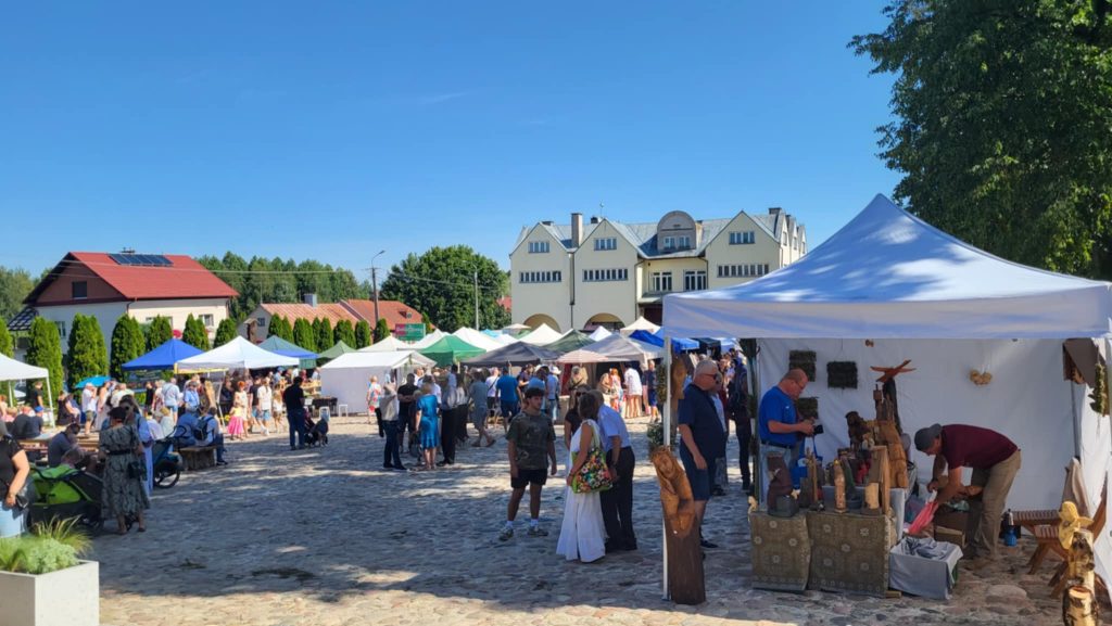 Messenger creation B97D4637 BCD1 4AF6 91B2 8A26710E4B32