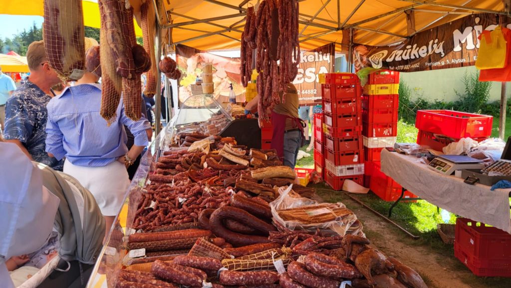 Messenger creation B9BEF4E0 B2D9 4389 AA30 6D47E09BA750